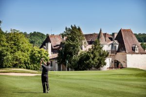 Golf im Chateau-Hotel