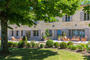 Terrasse Château Gästehaus