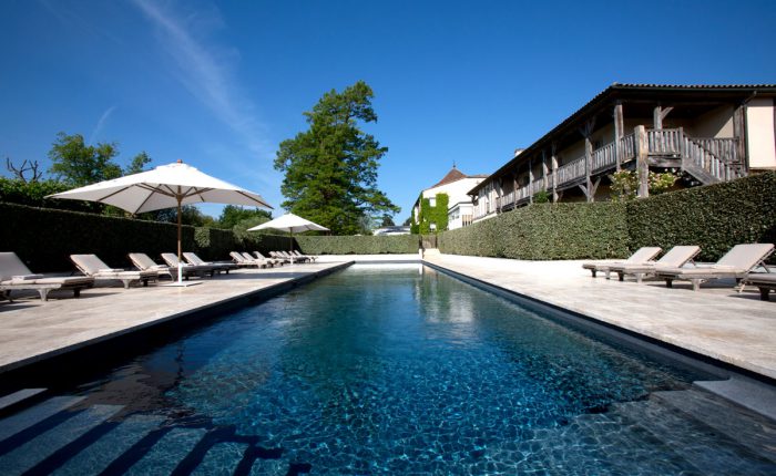 luxushotel-outdoor-pool